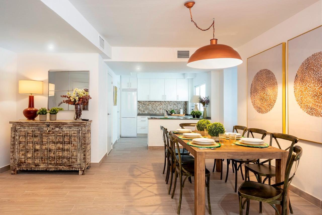 Genteel Home Plaza De Las Flores Malaga Luaran gambar